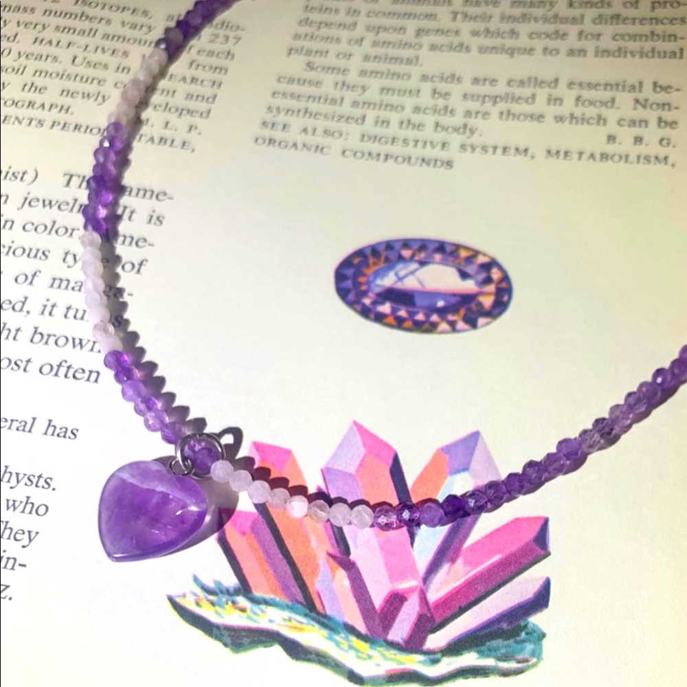 Amethyst Heart charm beaded choker Necklace with Kunzite hand made🧚🏻‍♂️